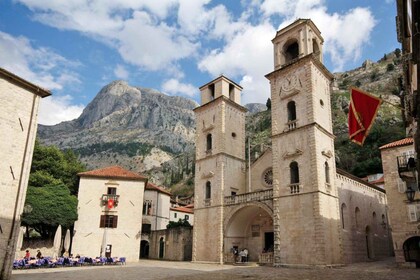 Dubrovnik: Perjalanan Sehari Kotor, Perast, Sveti Stefan, dan Budva