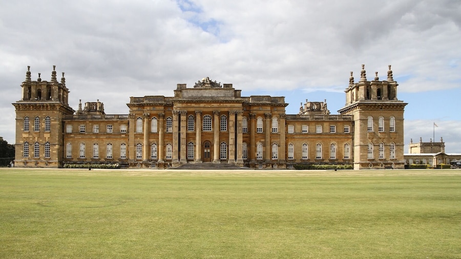 Blenheim Palace, Oxford & Cotswold Private Tour with Admission
