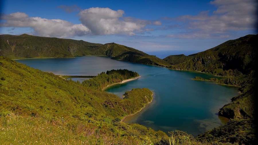 From Ponta Delgada: Lagoa do Fogo & Hot Springs Day Trip