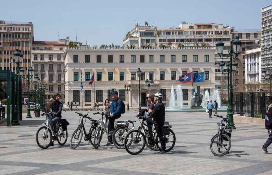 Picture 1 for Activity Old and new Athens with street food by e-bike