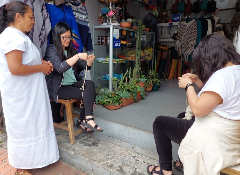 Picture 3 for Activity Bogotá: Traditional Colombian Bag Craft Workshop with Drink