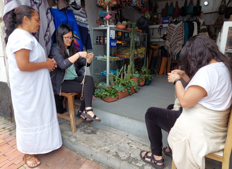 Picture 3 for Activity Bogotá: Traditional Colombian Bag Craft Workshop with Drink