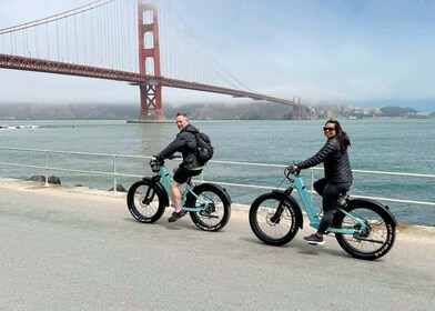 San Francisco: Elektrisk cykeluthyrning med karta och valfri färja