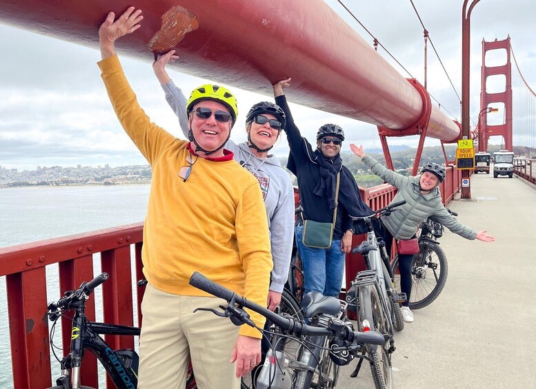 Picture 1 for Activity San Francisco: Electric Bike Rental w/ Map & Optional Ferry