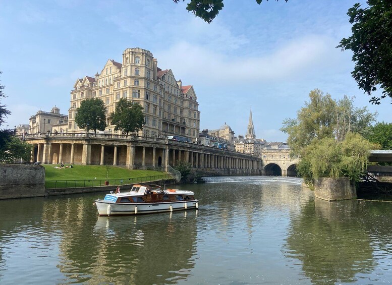 Bath: 25-Minute City Boat Trip to Pulteney Bridge