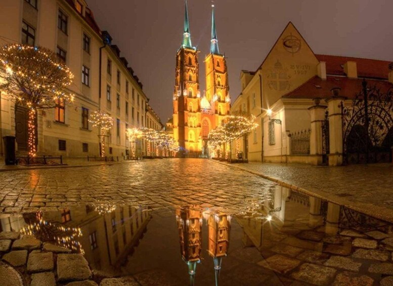 Picture 4 for Activity Wroclaw: 2-Hour Mysterious Walking Night Tour