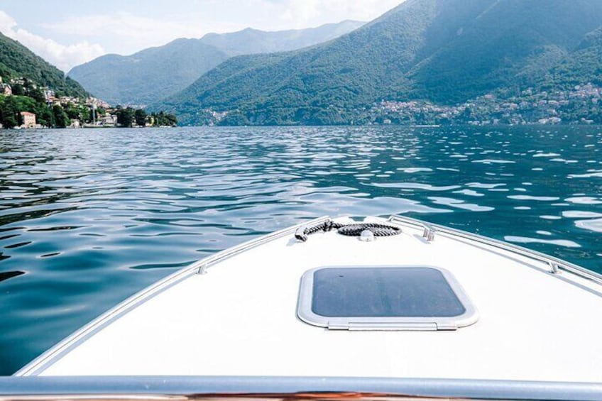 2 Hour Private Cruise on Lake Como by Motorboat