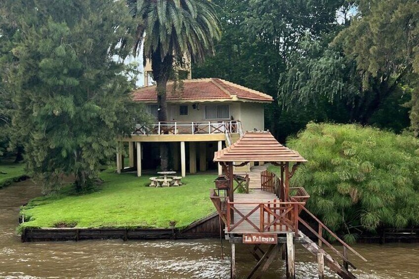 Tour to the North Zone of Buenos Aires and Navigation in Tigre