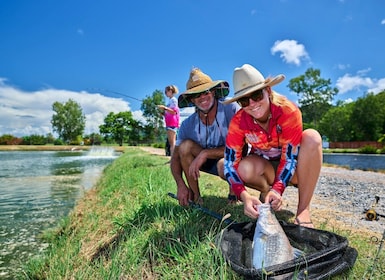 Wonga Beach: Hook-A-Barra Fishing Experience