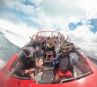 Airlie Beach : 30-Minute Jet Boat Ride