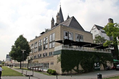 Cologne : Visite d'une brasserie avec dégustation de bières et Halven Hahn