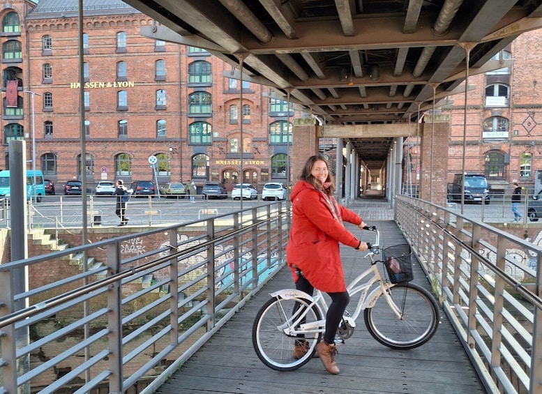 Picture 23 for Activity Hamburg: Bike Tour of the Speicherstadt & Old Harbor