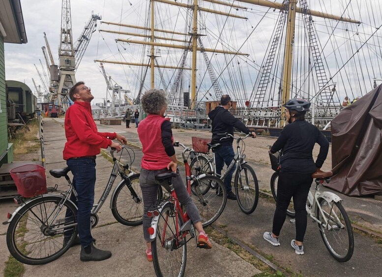Picture 13 for Activity Hamburg: Bike Tour of the Speicherstadt & Old Harbor