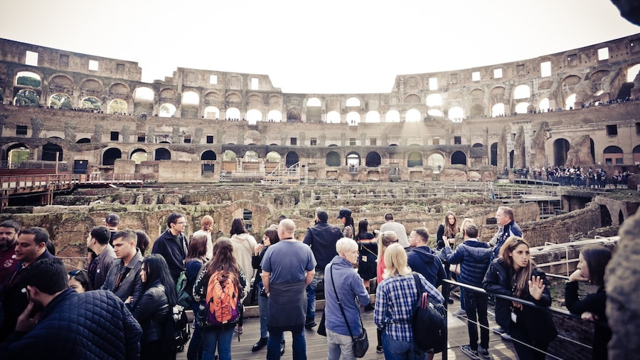 Skip-the-Line Colosseum, Forum & Palatine Hill Tour with Optional Pickup