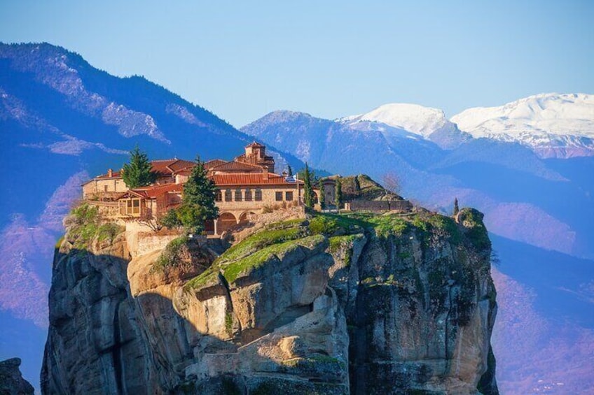 Full Day Tour in Meteora with Hotel Pickup and Honey Tasting