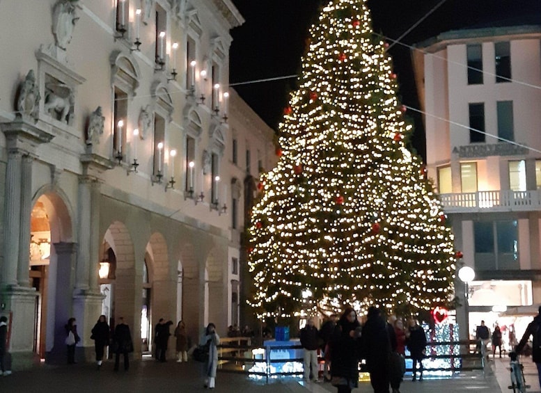 Picture 4 for Activity Padova: Guided Shopping Walk