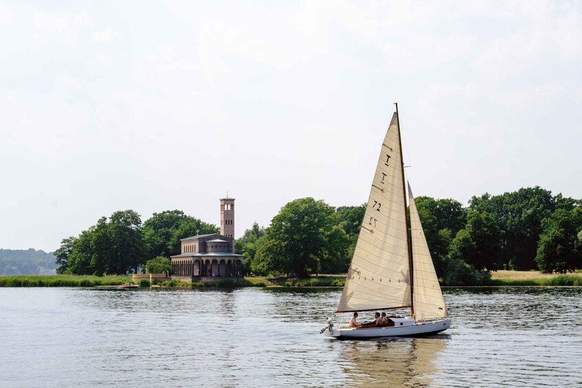 Picture 6 for Activity Berlin: World Heritage Cruise to Potsdam