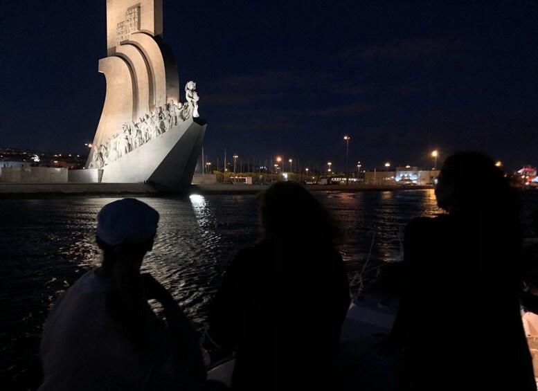 Picture 16 for Activity Lisbon: Luxury Sailboat Cruise at Night