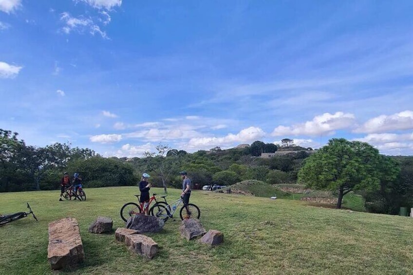 MTB bike ride through Oaxaca´s ancient local trails. (4hrs)