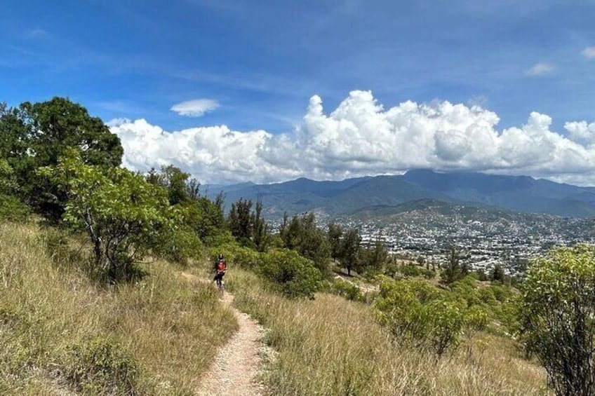 MTB bike ride through Oaxaca´s ancient local trails. (4hrs)