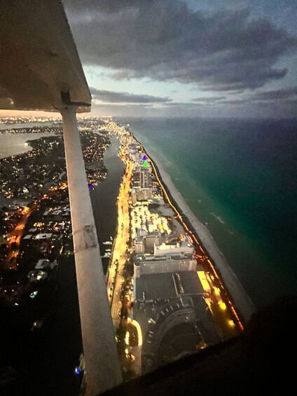 Picture 15 for Activity Miami: South Beach Private 30-Minute Guided Flight Tour