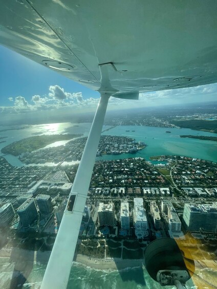 Picture 12 for Activity Miami: South Beach Private 30-Minute Guided Flight Tour