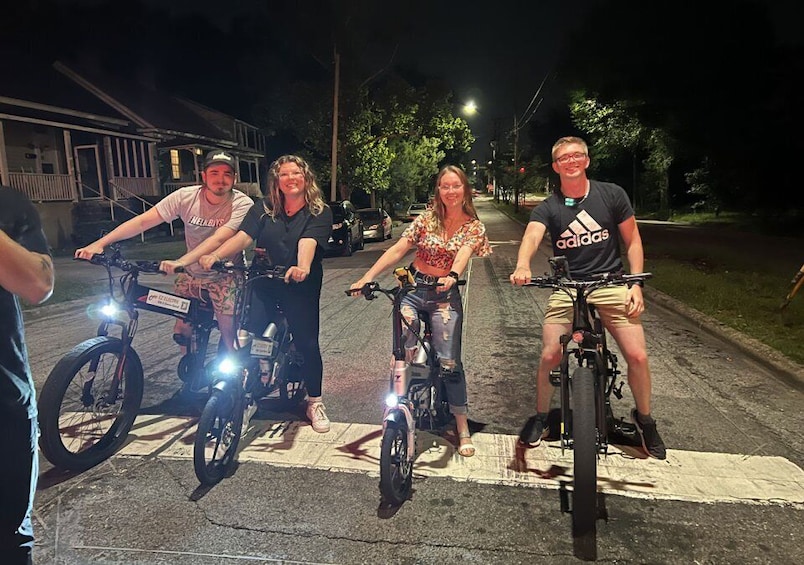 Wilmington: Guided Night Tour by Electric Bike or Scooter