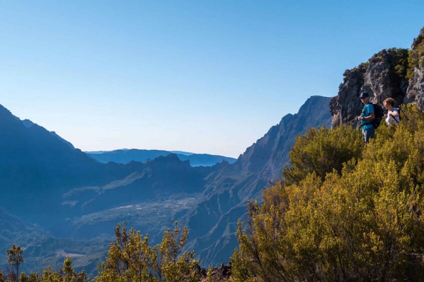 Sur les remparts de Mafate, Weekly Public Hike in French