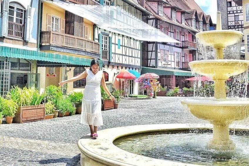 Colmar Tropicale French Village and Chin Swee Cave Private Tour