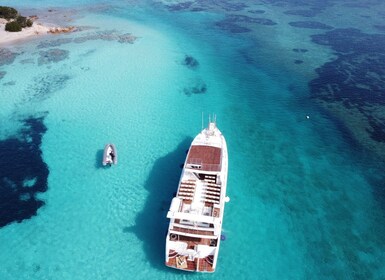 Palau: Tour in barca dell'Arcipelago di La Maddalena con soste