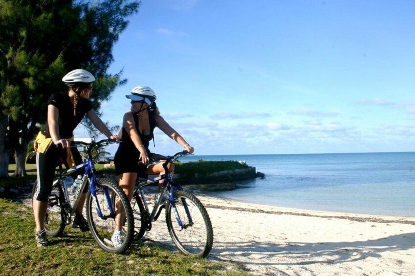 Railway Trail Bike and Beach Tour in Bermuda