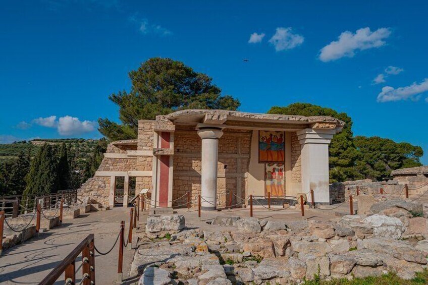 Private Tour of Crete with Knossos Palace and Lassithi Plateau