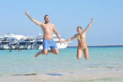 Ras Mohamed & White Island luxury Yacht Trip Sharm el Sheikh