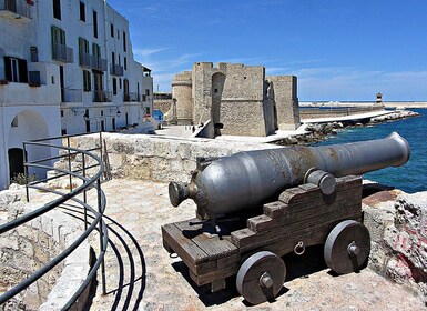 Tour a piedi nella meravigliosa Monopoli