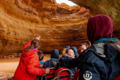 Da Albufeira: Escursione alle grotte di Benagil in barca