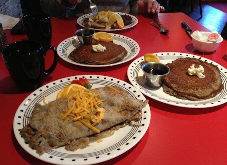 Picture 4 for Activity Pigeon Forge: Vittles & Views, Southern Food & Culture Tour