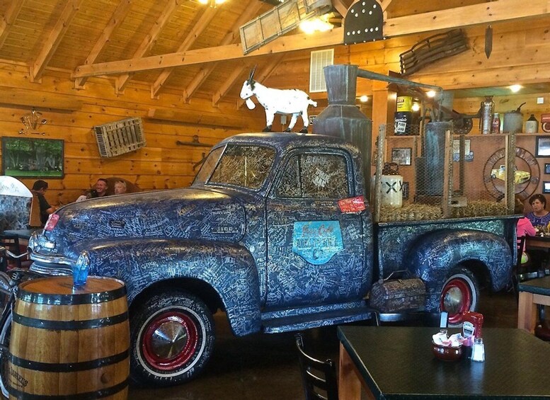 Picture 2 for Activity Pigeon Forge: Vittles & Views, Southern Food & Culture Tour