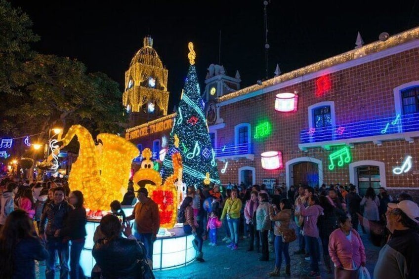 Atlixco Shines: Illuminated Villa