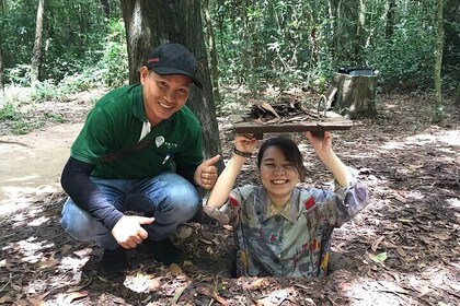6 Hours Historical Tour in Cu Chi Tunnel with Free Snack