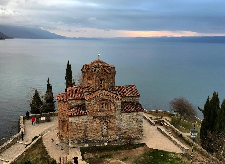 Tirana: Lake and Town Ohrid Day Trip
