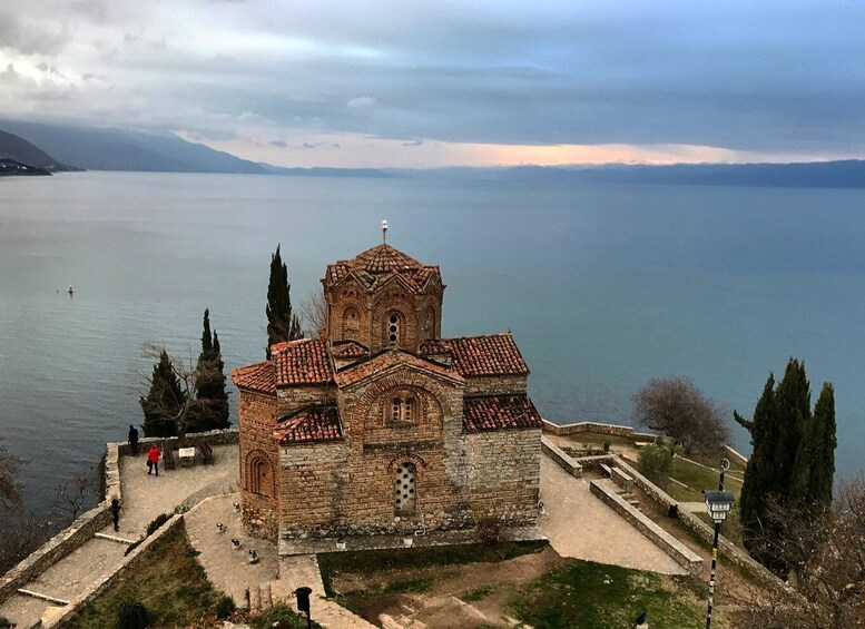 Tirana: Lake and Town Ohrid Day Trip