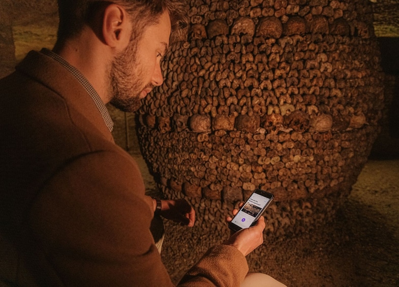 Catacombs of Paris Private Audio Tour on Mobile App (without a Ticket)