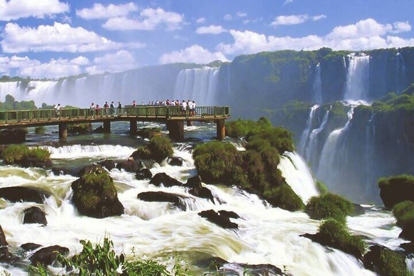 Iguassu falls brazilian side