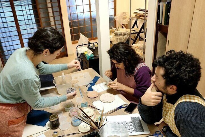 2 Hours Private Painting of Ceramics in Osaka