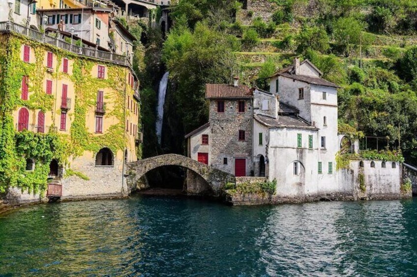 3 Hours Private Boat Tour in Subacco Lake Como