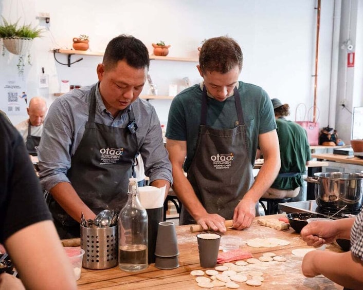 Picture 2 for Activity Melbourne: Chinese Dumpling Cooking Class with a Drink