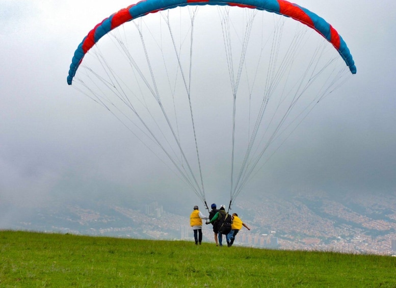 Picture 3 for Activity Paragliding Experience