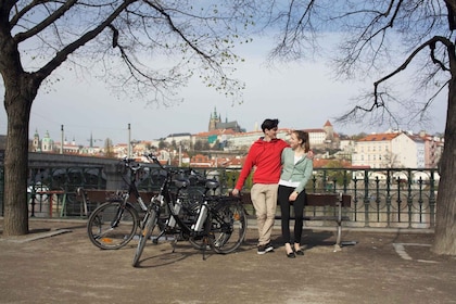 Prag med panoramautsikt - tur med elcykel