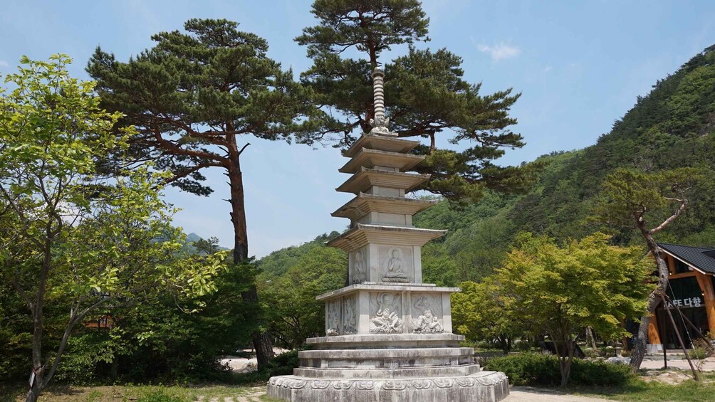 Picture 12 for Activity Seoul: Mt Seorak Hike with Naksansa Temple or Nami Island