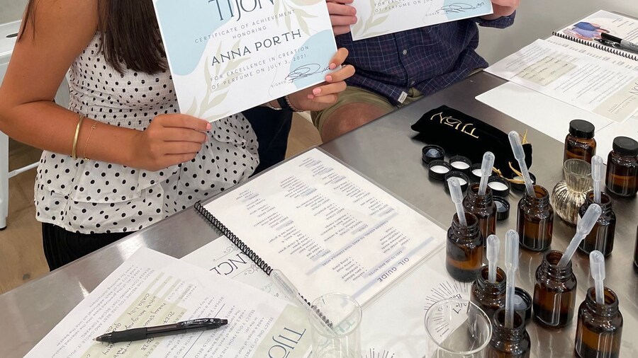 Charleston: Custom Perfume or Cologne Making Experience